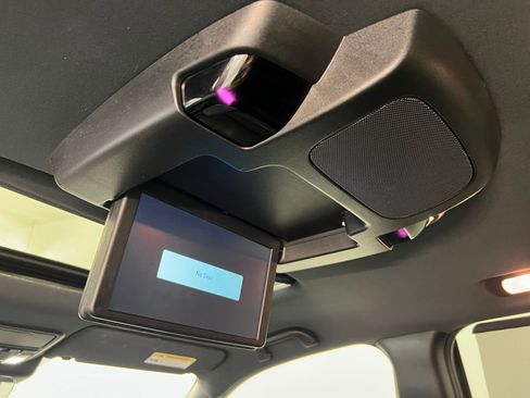 Used 2020 Honda Pilot Black Edition image 31