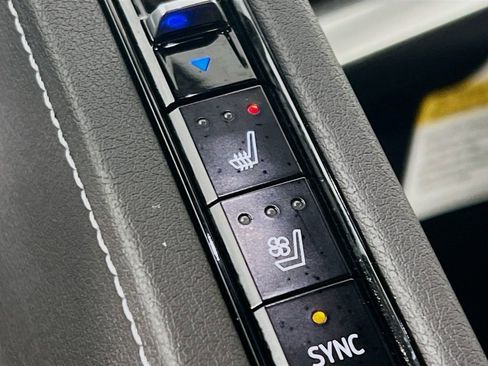 Used 2023 Chevrolet Corvette Stingray Preferred Conv w/ Z51 Performance Package image 21