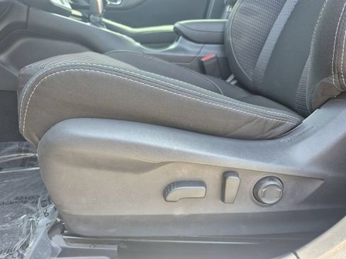 Used 2025 Subaru Outback Premium w/ Popular Package #1A AWD/4WD image 17