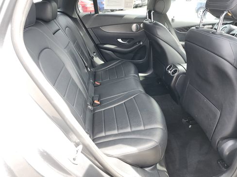 Used 2018 Mercedes-Benz GLC 300 4MATIC w/ Multimedia Package image 20