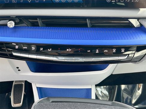 New 2025 Cadillac Optiq Sport 2 w/ LPO, Floor Liner Package image 15