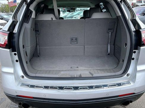 Used 2017 Chevrolet Traverse Premier AWD/4WD image 4