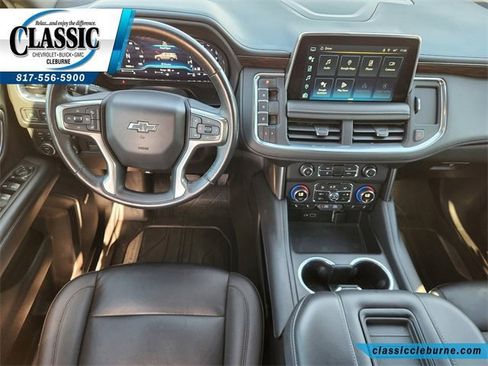 Used 2022 Chevrolet Suburban Z71 w/ Z71 Off-Road Package image 3