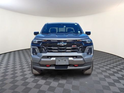 Used 2024 Chevrolet Colorado Z71 w/ Z71 Convenience Package 2 AWD/4WD image 3
