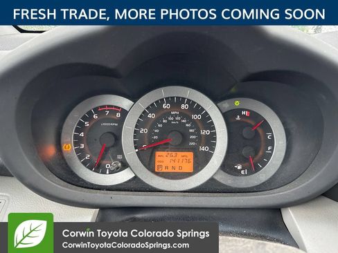 Used 2012 Toyota RAV4 FWD w/ Upgrade Value Pkg image 12