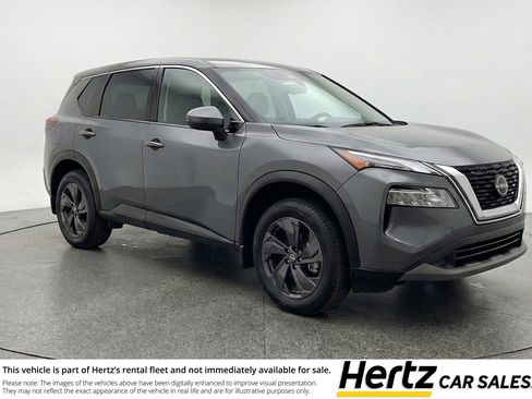 Used 2025 Nissan Rogue SV FWD image 1