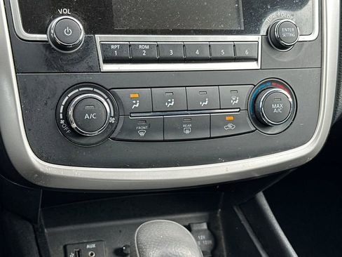 Used 2016 Nissan Altima 2.5 S w/ Power Driver Seat Package image 19