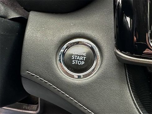 Certified 2023 Toyota Highlander LE image 15