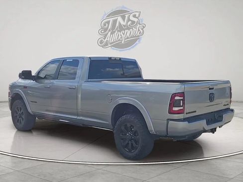 Used 2019 RAM 2500 Laramie AWD/4WD image 3