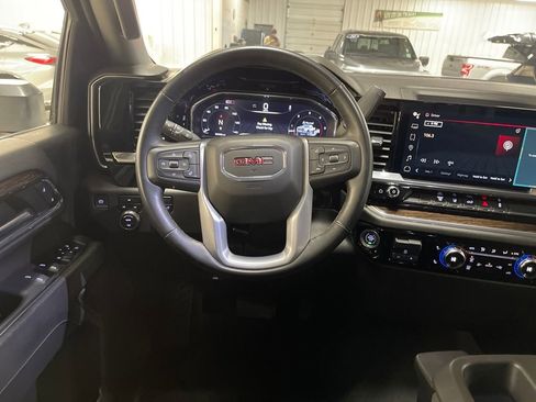 Certified 2024 GMC Sierra 2500 SLE w/ Preferred Package image 14