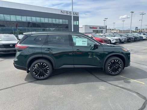 New 2026 Nissan Rogue SV AWD/4WD image 12