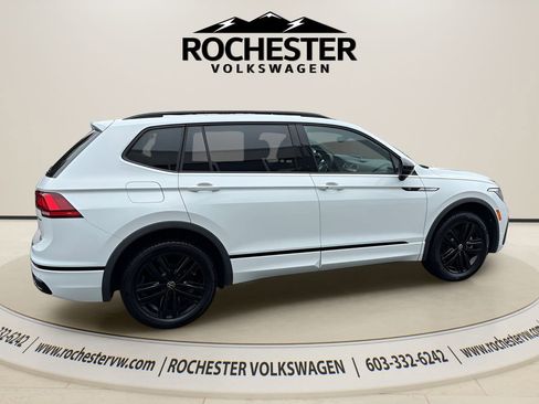 Used 2022 Volkswagen Tiguan SE R-Line AWD/4WD image 7