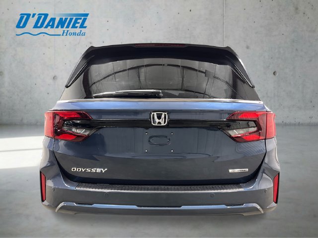 New 2027 Honda Odyssey Touring image 4