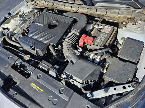 Used 2024 Nissan Altima 2.0 SR FWD image 20