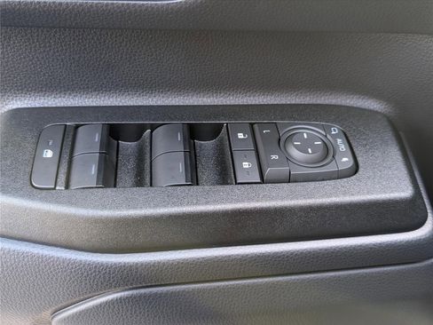 Used 2024 Toyota Land Cruiser image 18