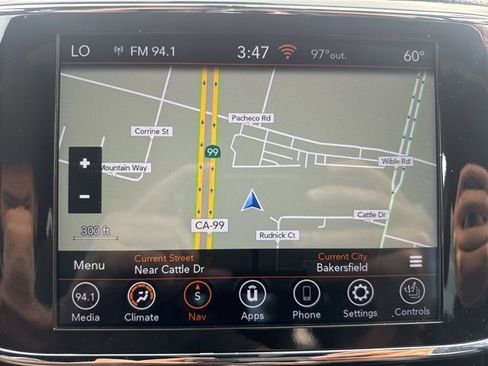 Used 2022 Jeep Grand Cherokee Limited image 16