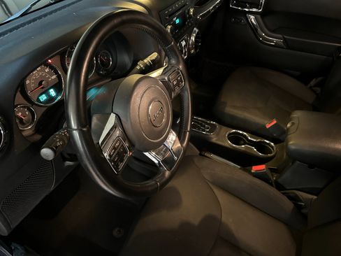 Used 2016 Jeep Wrangler Unlimited Sport w/ Quick Order Package 24S image 9