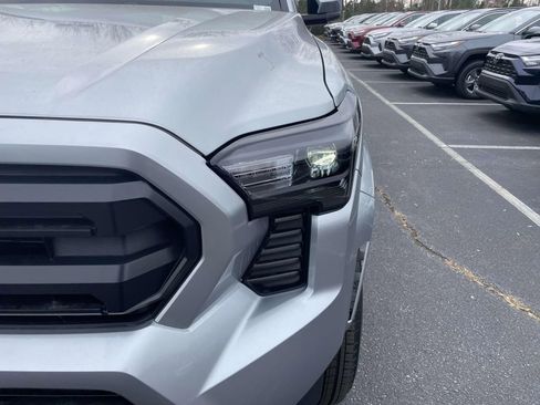 New 2025 Toyota Tacoma SR5 image 17