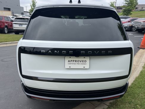 Certified 2024 Land Rover Range Rover Long Wheelbase SE AWD/4WD image 6