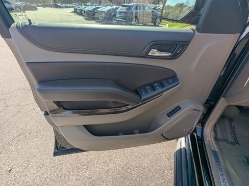 Used 2017 Chevrolet Tahoe LT image 19