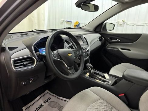 Used 2024 Chevrolet Equinox LT FWD image 30