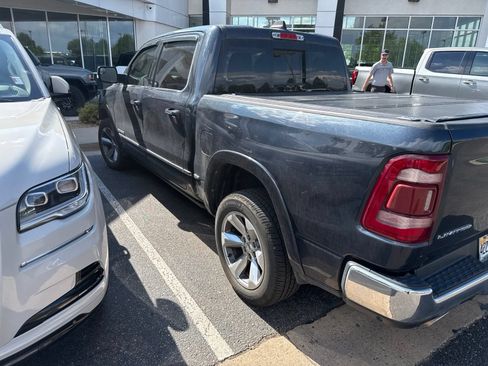 Used 2019 RAM 1500 Limited AWD/4WD image 2