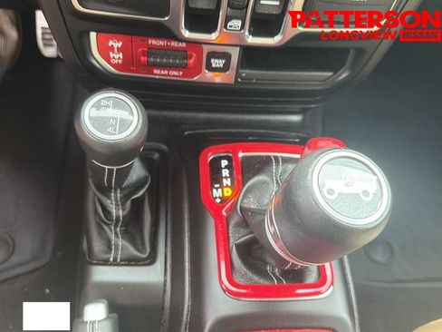 Used 2019 Jeep Wrangler Unlimited Rubicon AWD/4WD image 15