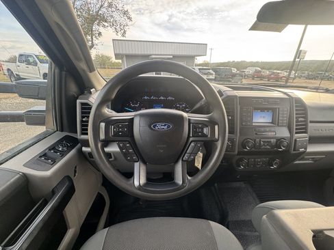 Used 2020 Ford F350 XL w/ Power Equipment Group image 7