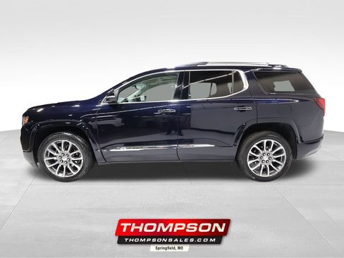 Certified 2022 GMC Acadia Denali w/ Denali Ultimate Package image 1