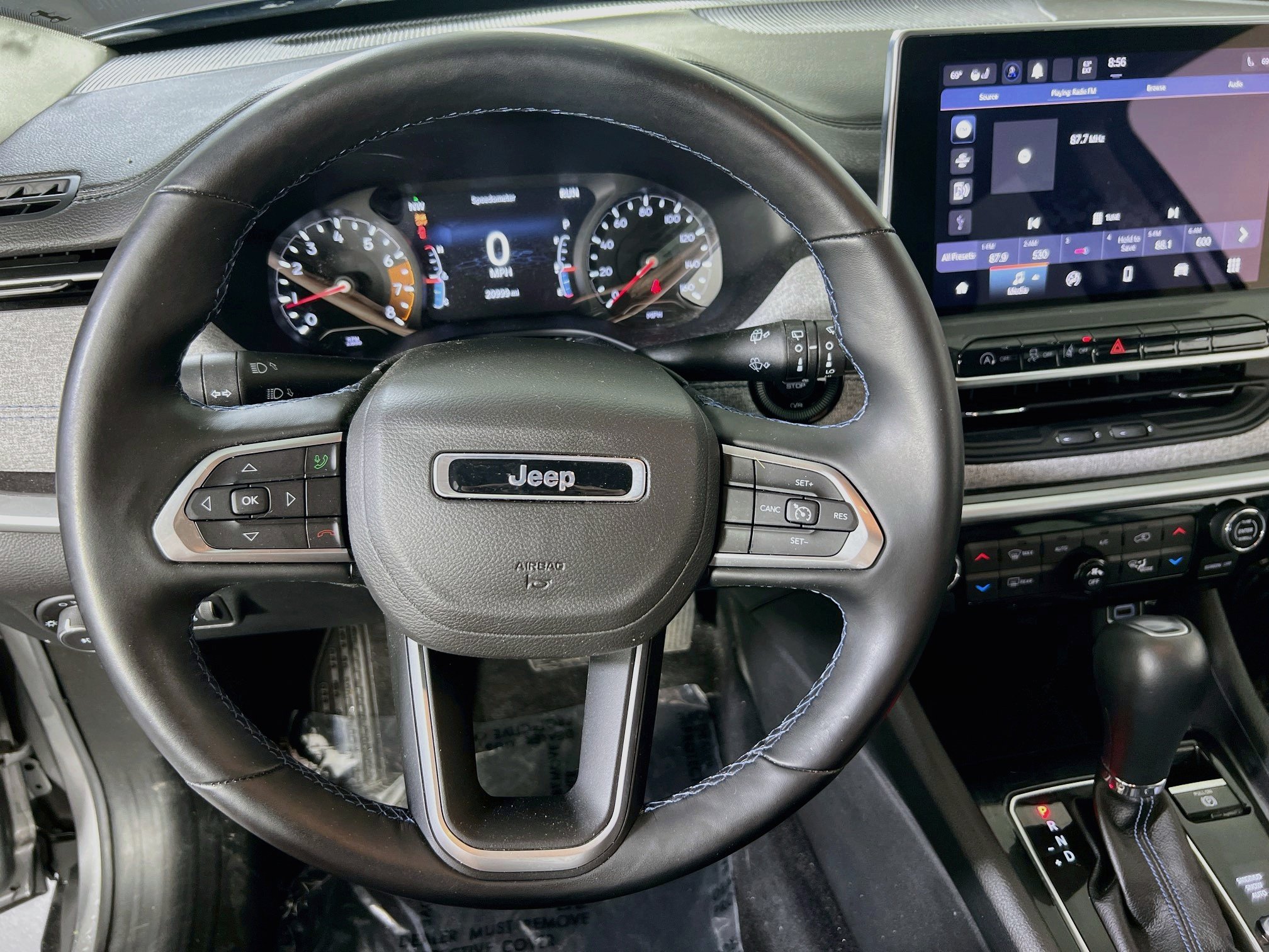 Used 2022 Jeep Compass Latitude w/ Convenience Group AWD/4WD image 11