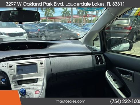 Used 2015 Toyota Prius Three FWD image 55