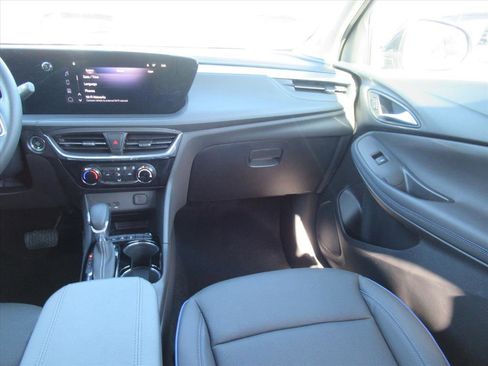Used 2025 Buick Encore GX Sport Touring w/ Advanced Technology Package image 13