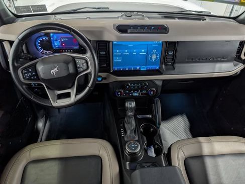 Used 2023 Ford Bronco Wildtrak AWD/4WD image 10