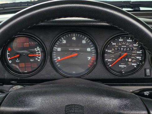 Used 1998 Porsche 911 Cabriolet image 47