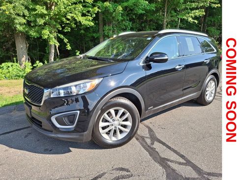 Used 2017 Kia Sorento AWD w/ LX Convenience Package image 1