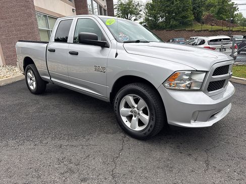 Used 2015 RAM 1500 Express AWD/4WD image 2