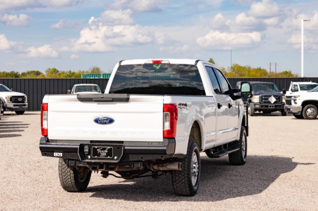 Used 2019 Ford F350 XLT w/ XLT Value Package AWD/4WD image 8