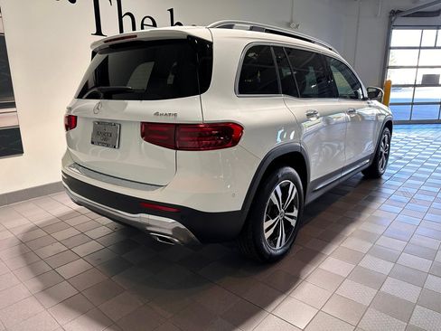 New 2026 Mercedes-Benz GLB 250 4MATIC image 4