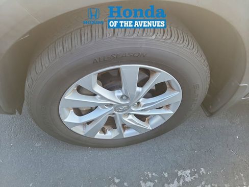 Used 2020 Hyundai Tucson SE image 4