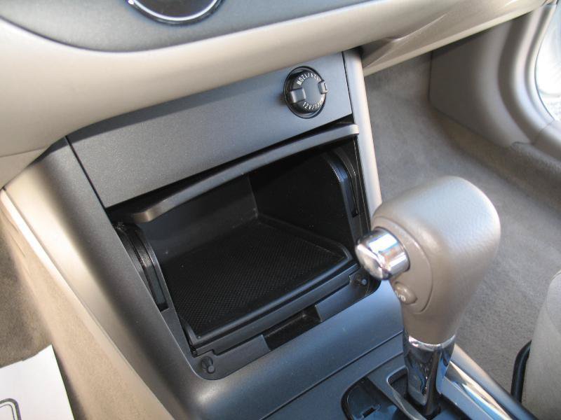 Used 2005 Toyota Camry LE FWD image 33