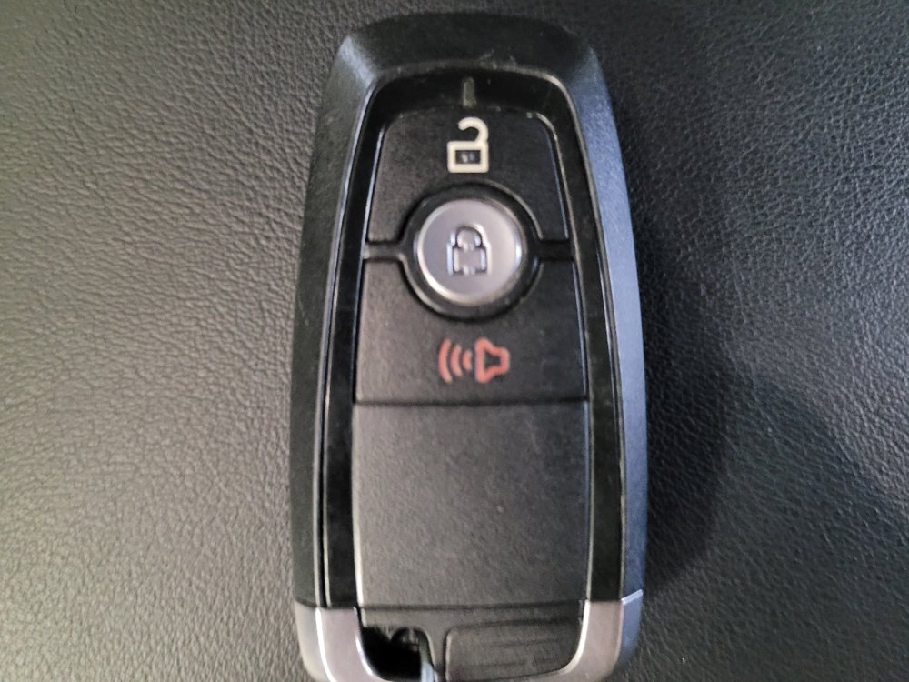 Used 2021 Ford Edge SE FWD image 32