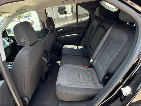 Used 2022 Chevrolet Equinox LT FWD image 24