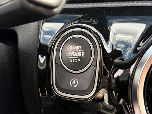 Used 2019 Mercedes-Benz A 220 4MATIC image 30