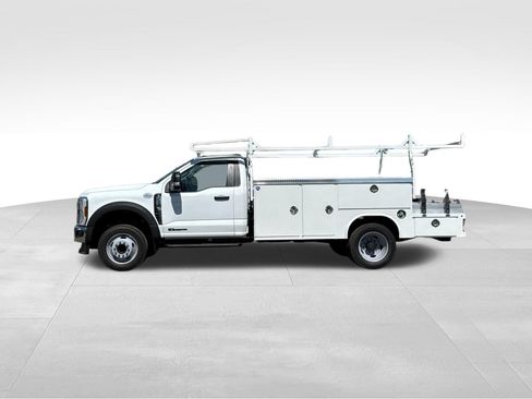 Used 2024 Ford F550 2WD Regular Cab Super Duty image 6