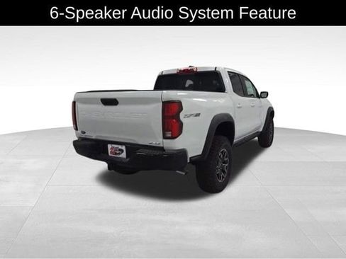 New 2025 Chevrolet Colorado ZR2 w/ Off-Road Front Bumper Package AWD/4WD image 9