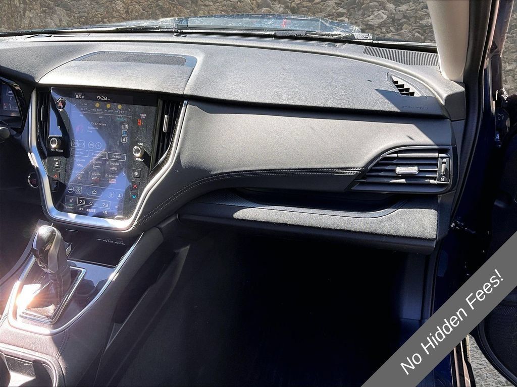 Used 2023 Subaru Outback Premium AWD/4WD image 13