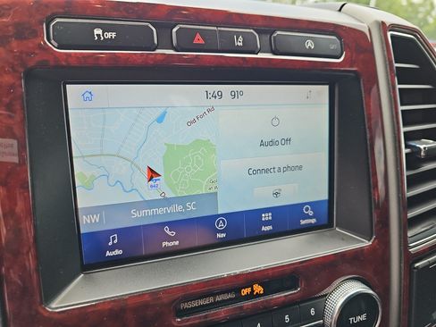 Used 2021 Ford Expedition XLT RWD image 25