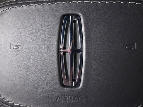 New 2025 Lincoln Navigator Reserve w/ Jet Appearance Package image 33