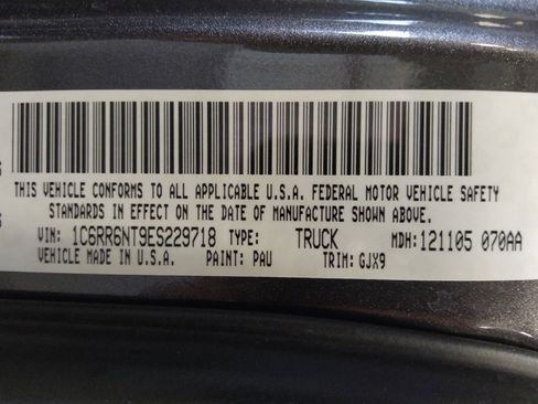 Used 2014 RAM 1500 Laramie w/ Convenience Group RWD image 33