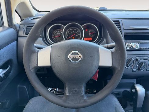 Used 2011 Nissan Versa Sedan FWD image 21